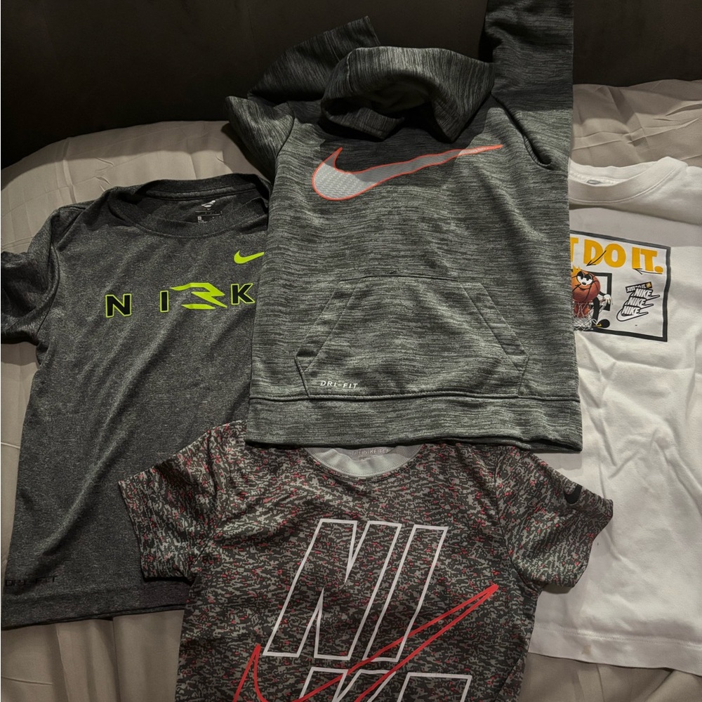 Nike Kids’ Tops